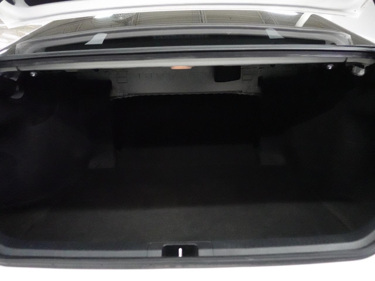 2020 Toyota Camry SE UPGRADE | Leather | Sunroof | LaneDep | CarPlay