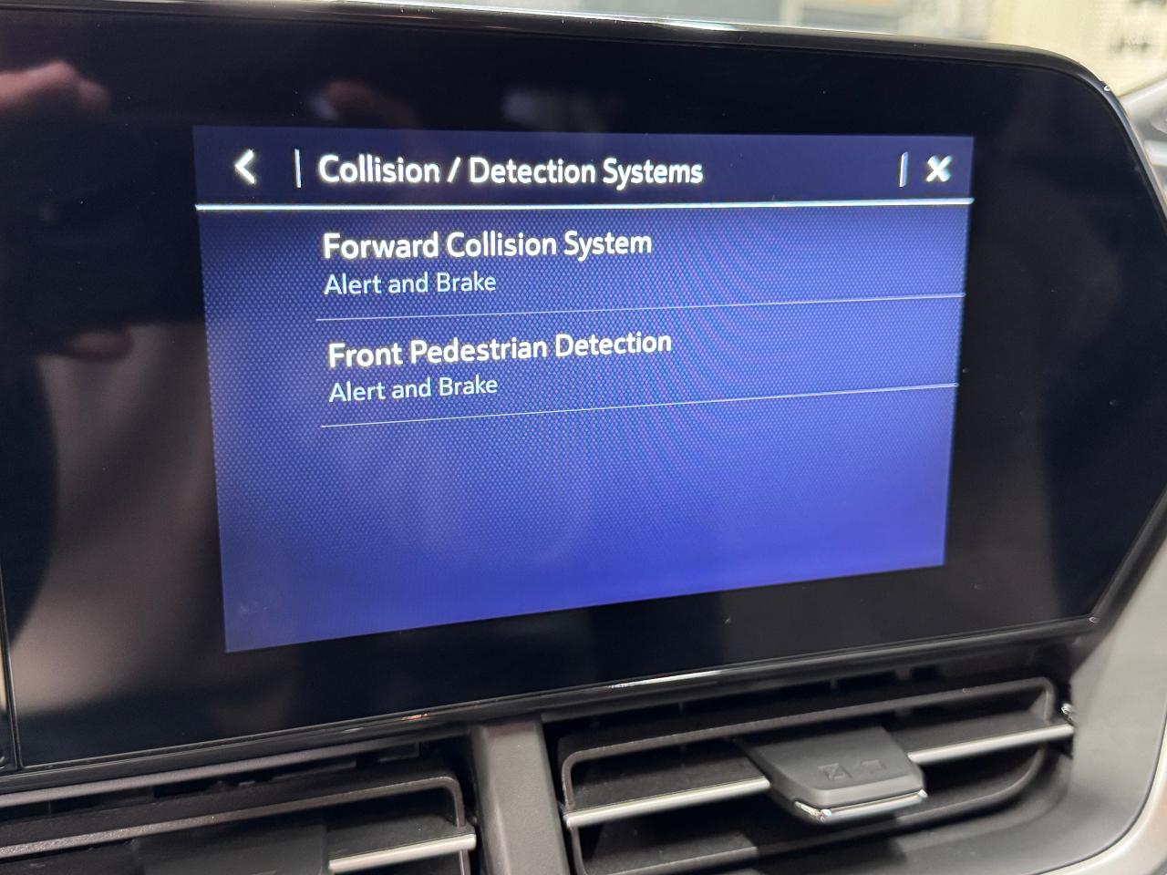 2024 Chevrolet Trax 1RS+ApplePlay+ONE OWNER+CLEAN CARFAX Photo88