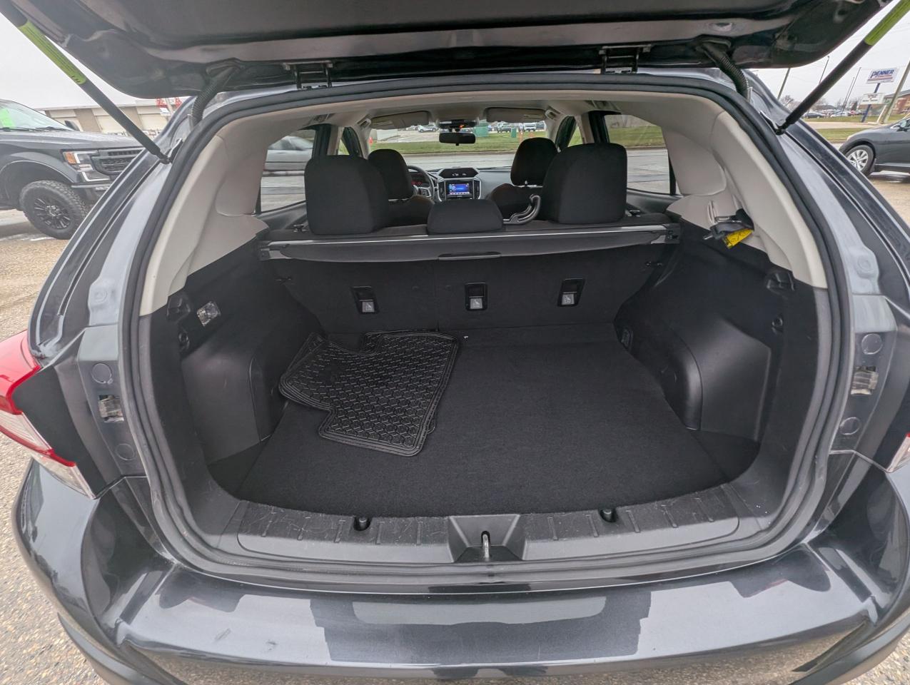 2019 Subaru Crosstrek Convenience | 6 Speed Manual | Back Up Camera - Photo #5