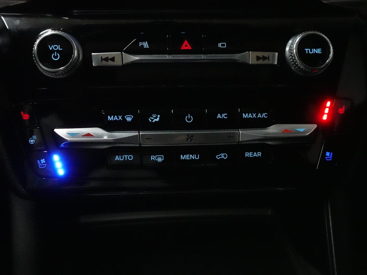 2022 Ford Explorer LIMITED 4WD | Nav | Leather | Sunroof | CarPlay Photo