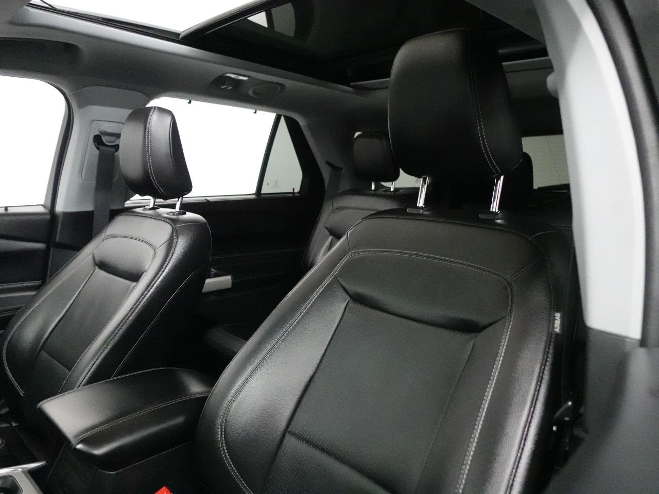 2022 Ford Explorer LIMITED 4WD | Nav | Leather | Sunroof | CarPlay Photo