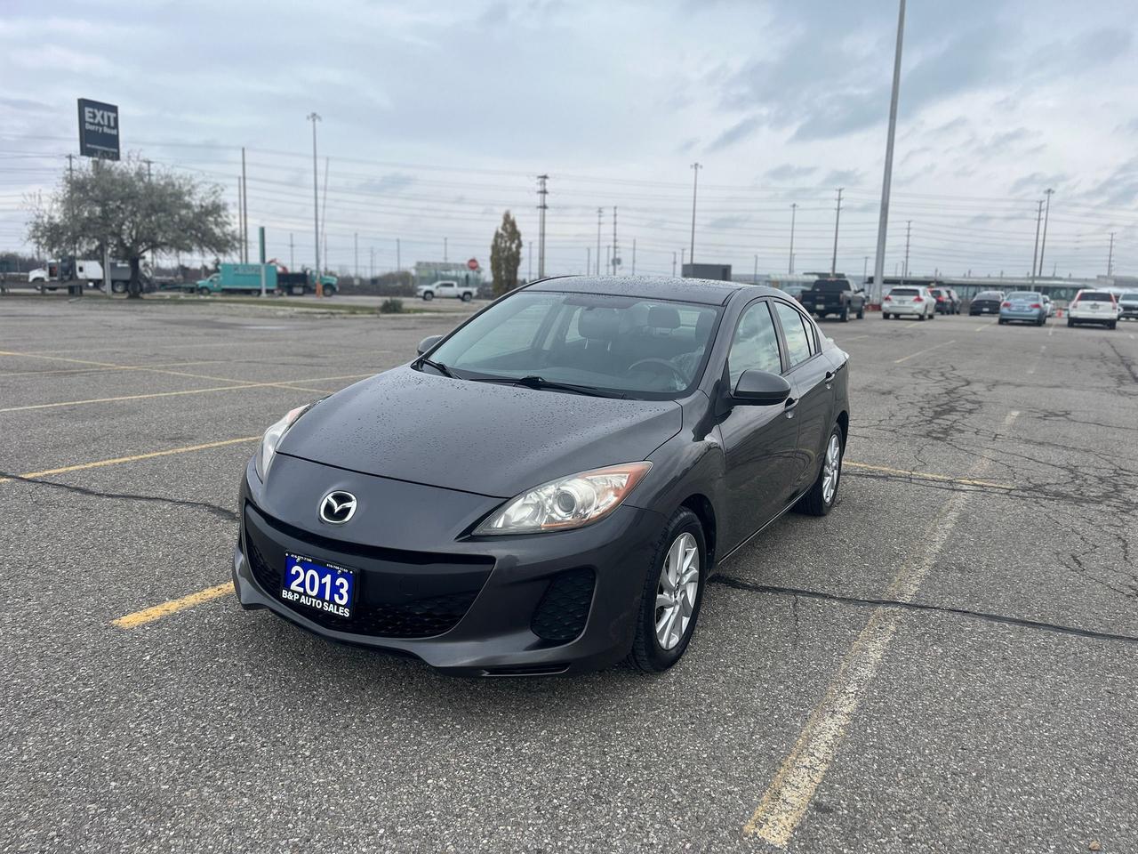 2013 Mazda MAZDA3 4dr Sdn Auto GX Photo