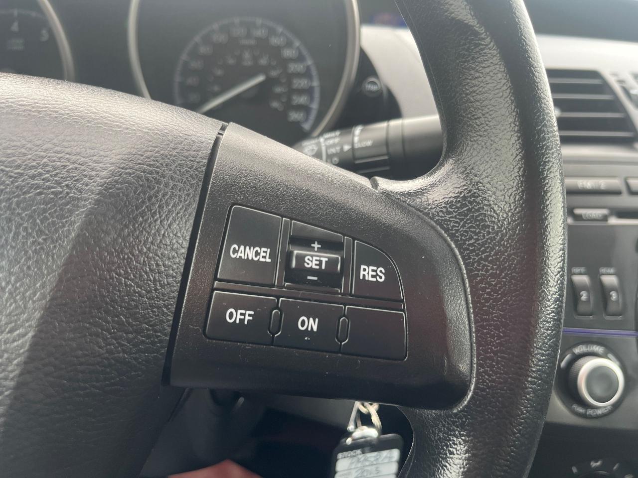 2013 Mazda MAZDA3 4dr Sdn Auto GX Photo