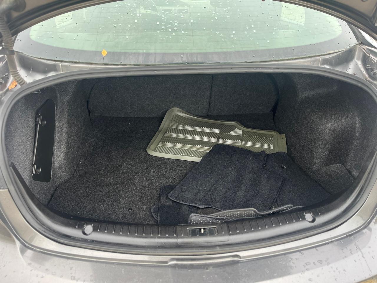 2013 Mazda MAZDA3 4dr Sdn Auto GX Photo