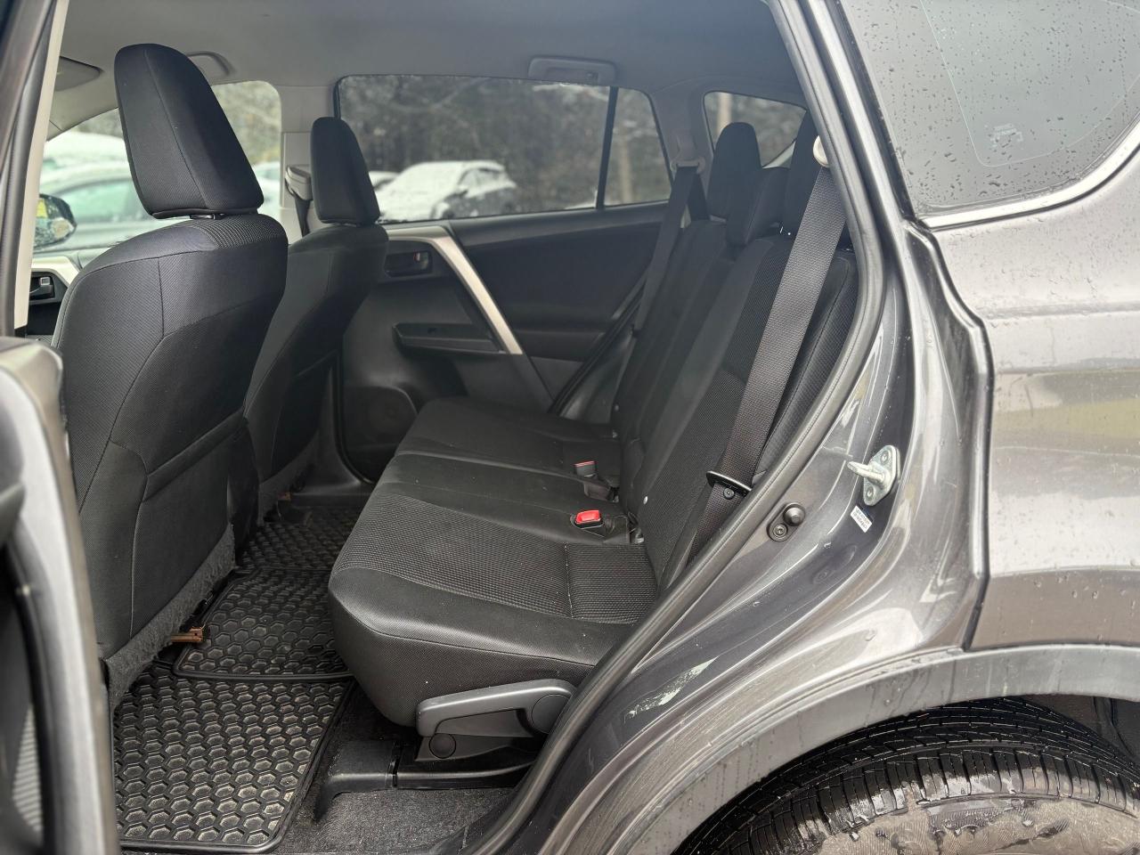 2014 Toyota RAV4  AWD AWD,CLEAN CARFAX,CERTIFIED,WARRANTY INCLUDED Photo