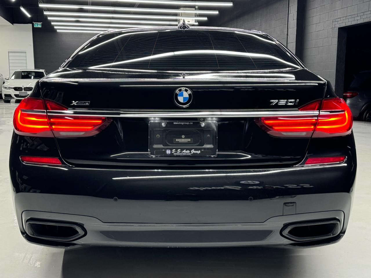 2016 BMW 750i M SPORT|NAV|360CAM|ACC|NIGHT VISION|B&W SOUND| - Photo #5