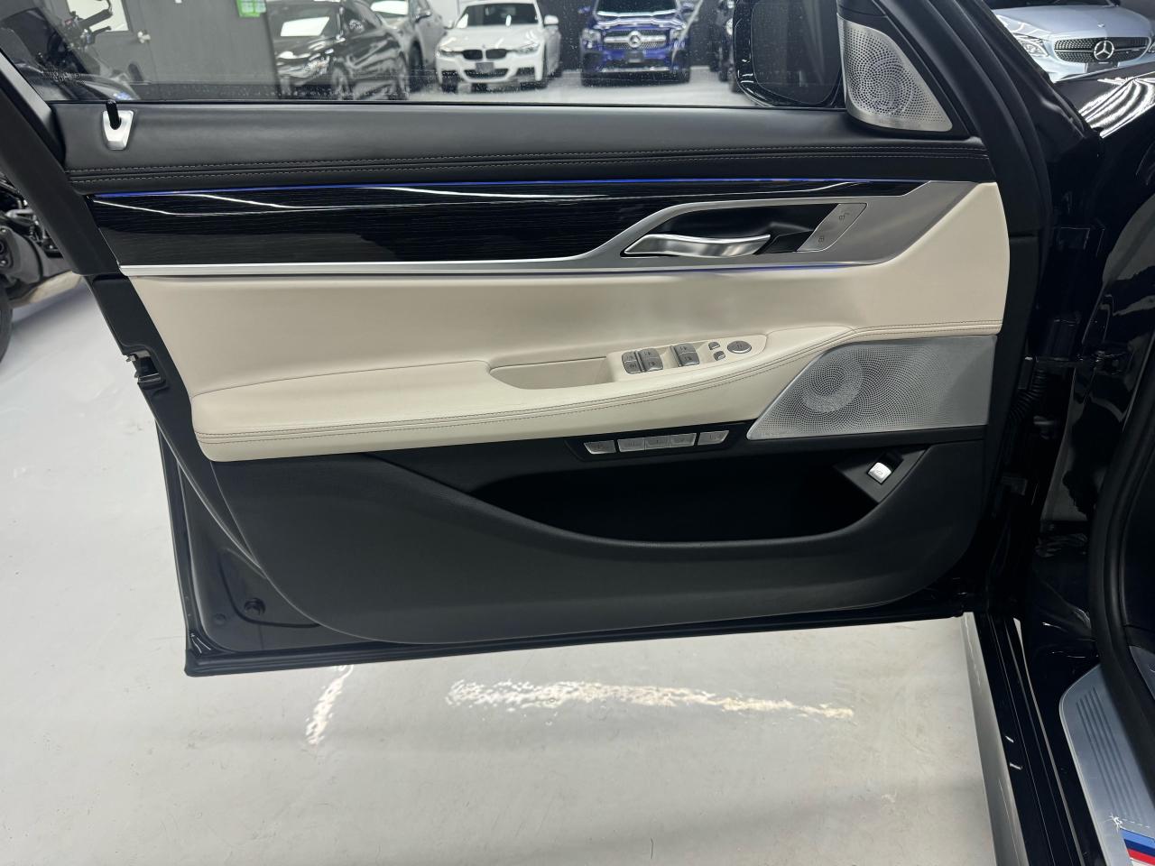 2016 BMW 750i M SPORT|NAV|360CAM|ACC|NIGHT VISION|B&W SOUND| - Photo #6