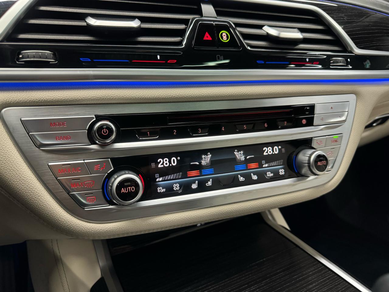 2016 BMW 750i M SPORT|NAV|360CAM|ACC|NIGHT VISION|B&W SOUND| - Photo #25