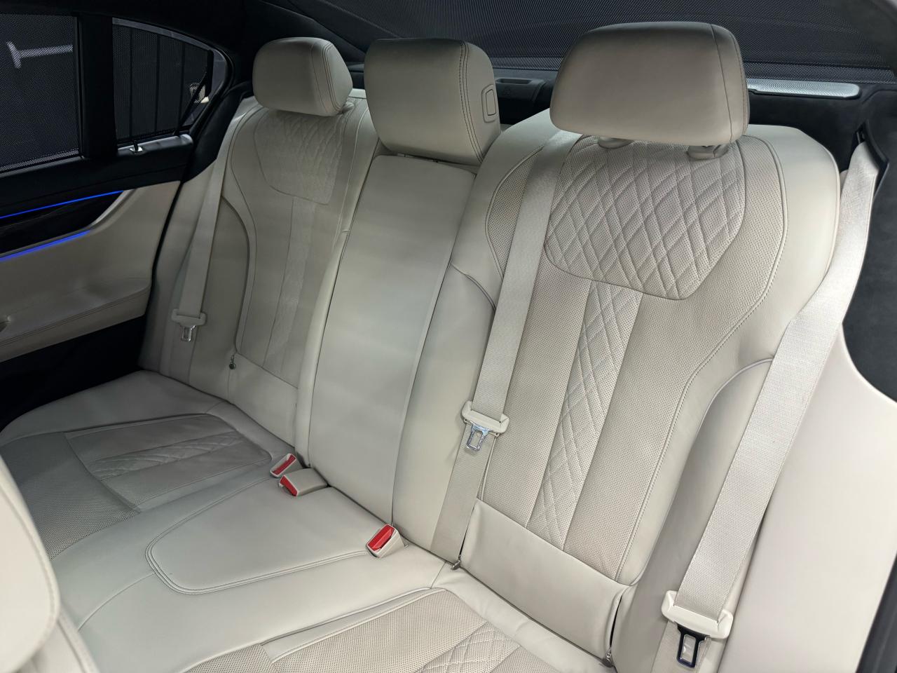 2016 BMW 750i M SPORT|NAV|360CAM|ACC|NIGHT VISION|B&W SOUND| - Photo #32