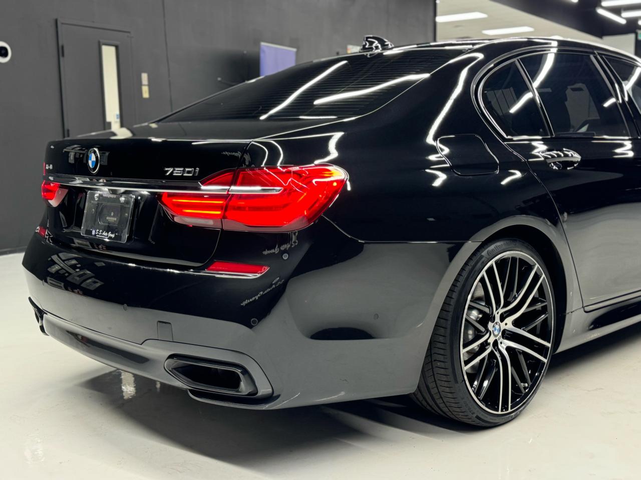 2016 BMW 750i M SPORT|NAV|360CAM|ACC|NIGHT VISION|B&W SOUND| - Photo #40