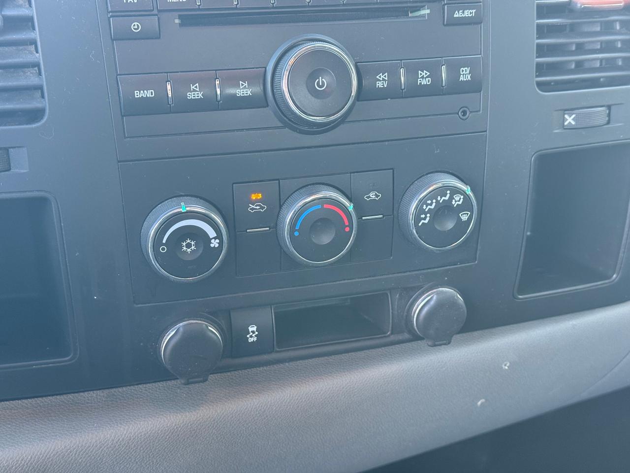 2012 Chevrolet Silverado 1500 WT **LOW KM'S** - Photo #23