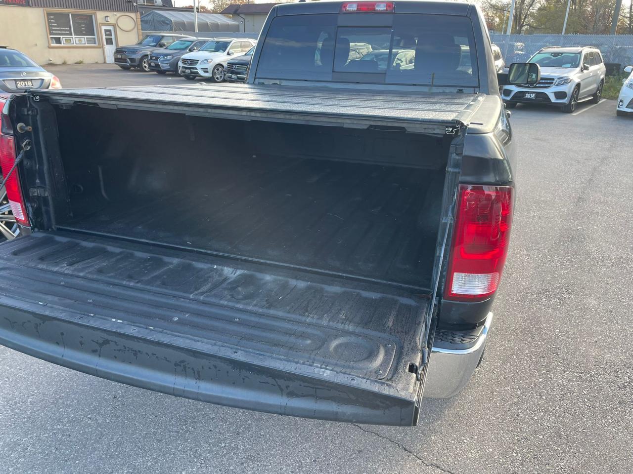 2016 RAM 1500 4WD Crew Cab 149" Outdoorsman 5.7HEMI NO ACCIDENT - Photo #7