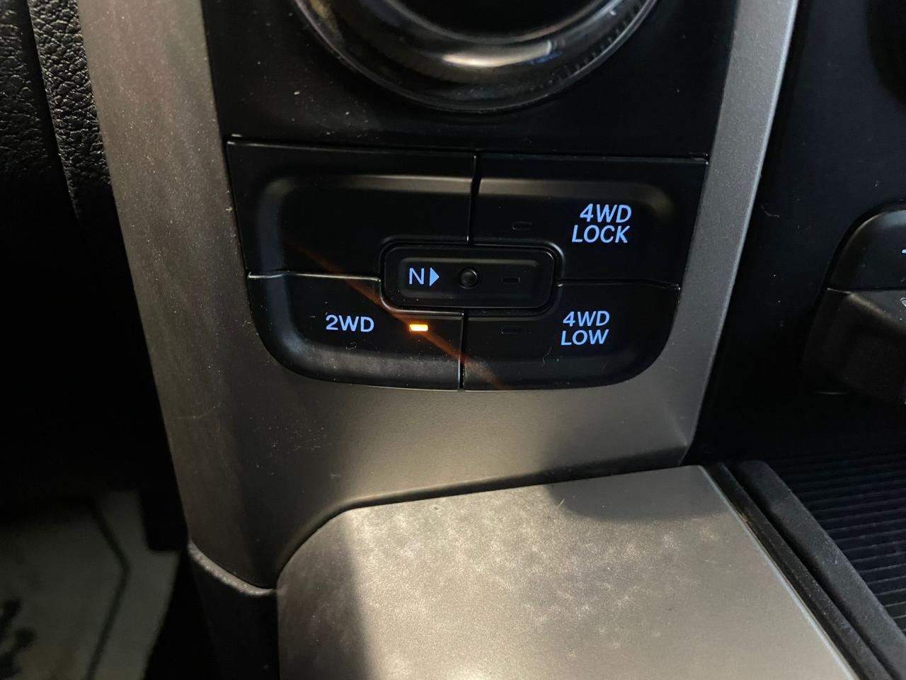 2016 RAM 1500 4WD Crew Cab 149" Outdoorsman 5.7HEMI NO ACCIDENT Photo