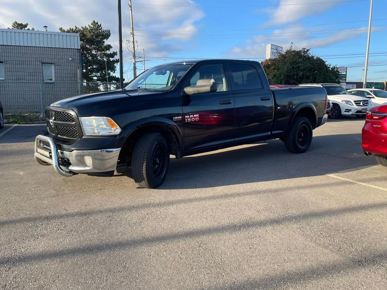 2016 RAM 1500 4WD Crew Cab 149" Outdoorsman 5.7HEMI NO ACCIDENT - Photo #3