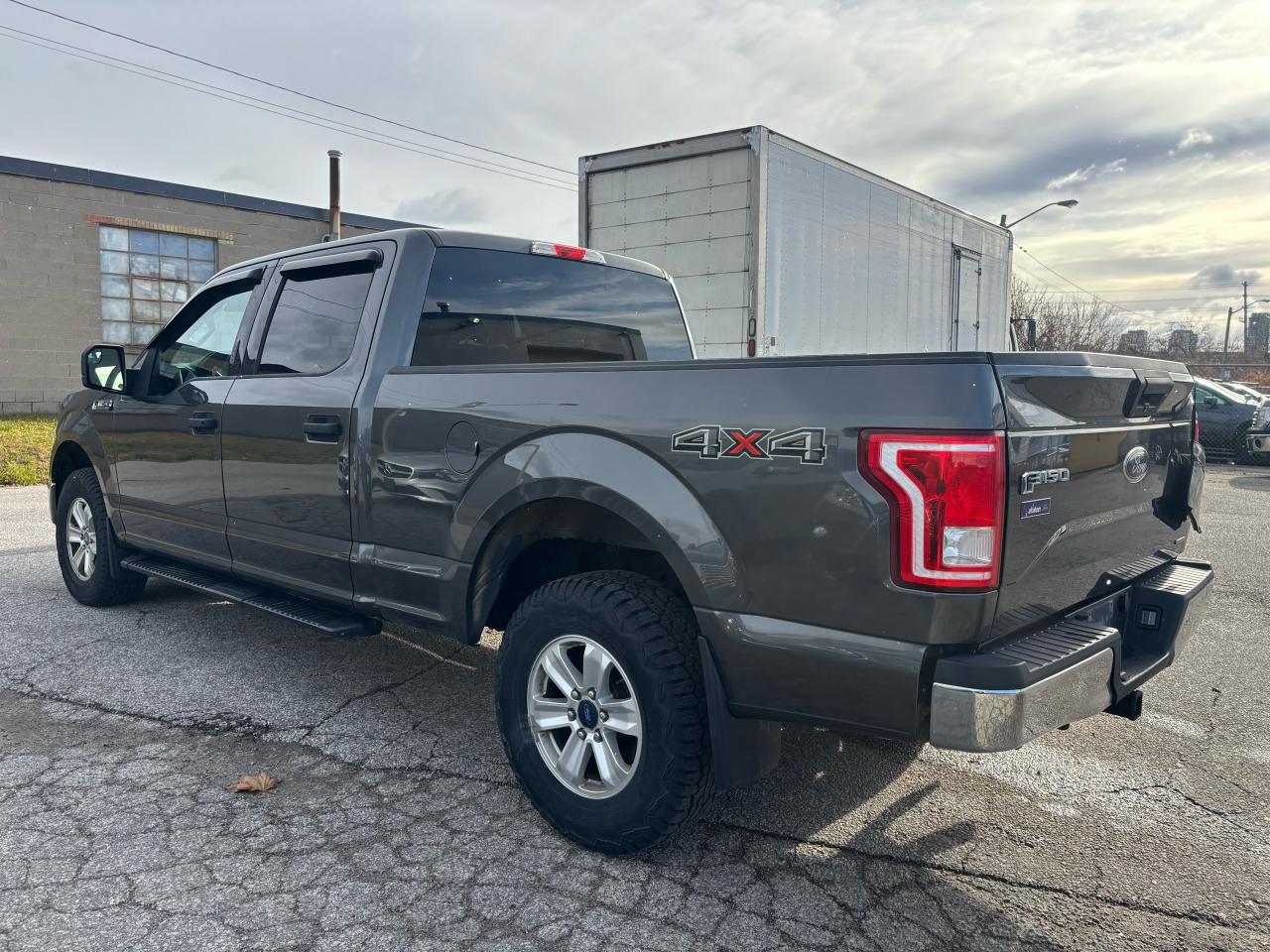 2016 Ford F-150 XLT 4WD CREW CAB V8 - Photo #15