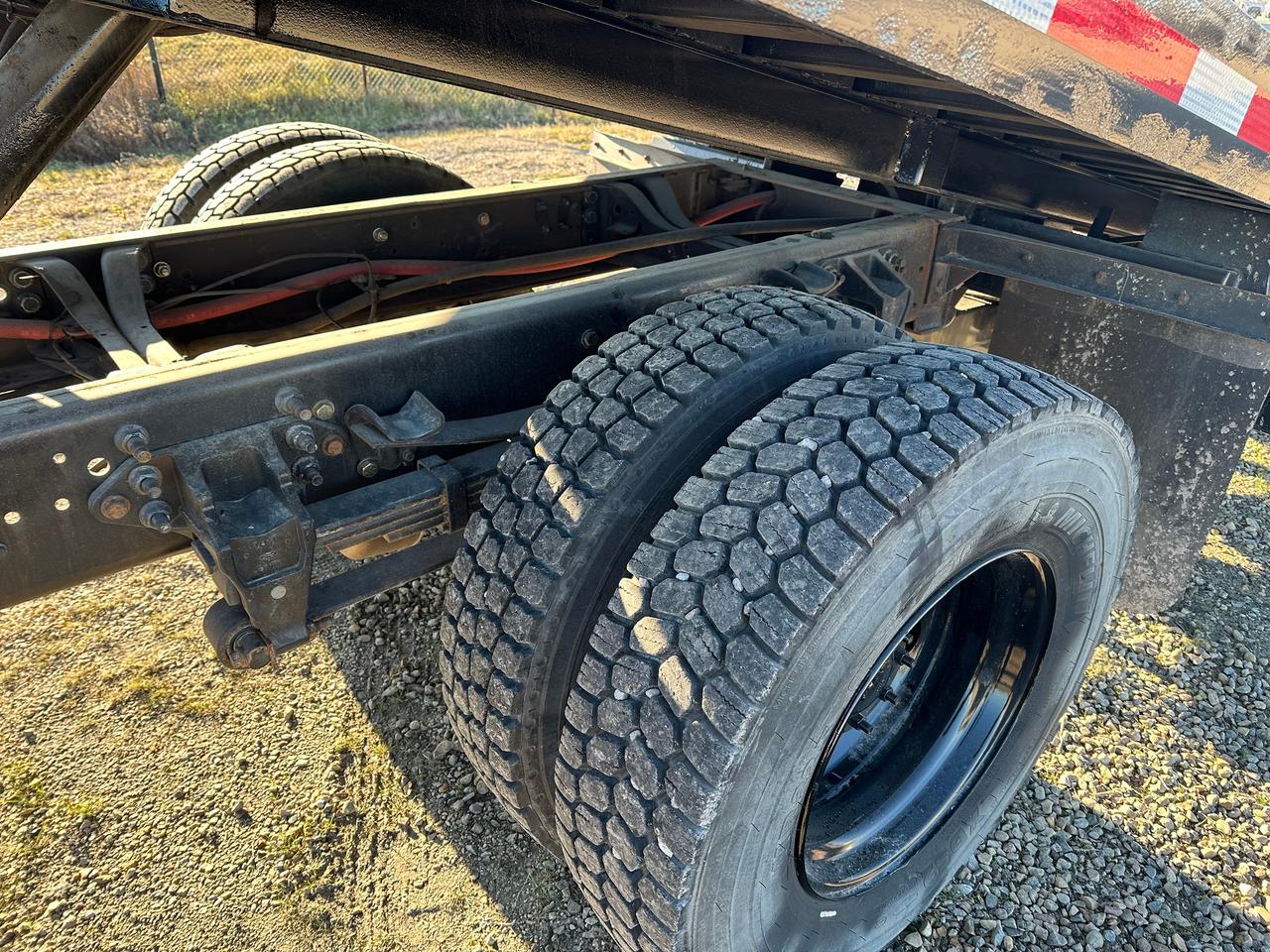 2018 Ford Chassis Regular Cab Roll Back Tow Truck Photo5