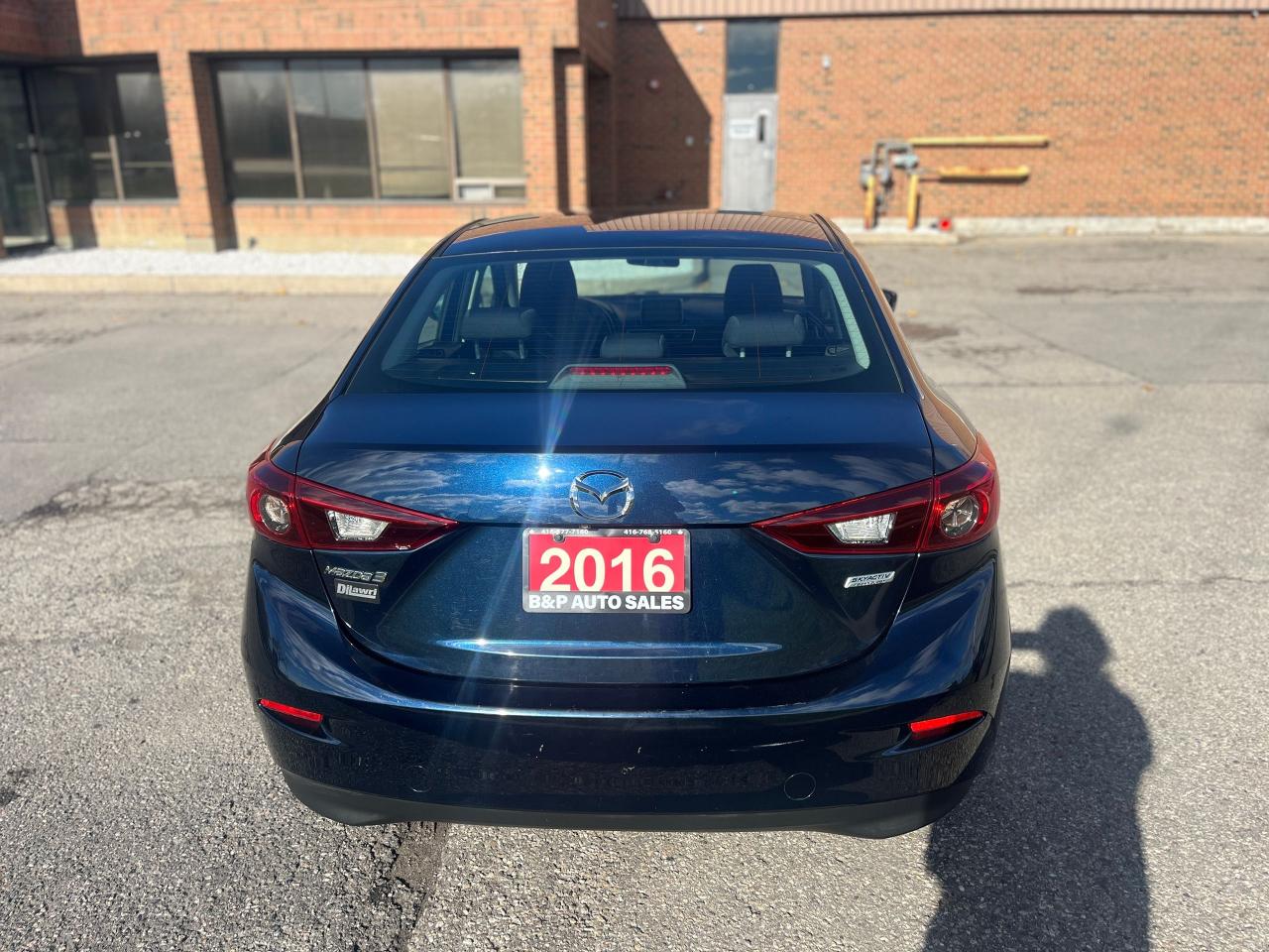 2016 Mazda MAZDA3 4dr Sdn Auto GS Photo4