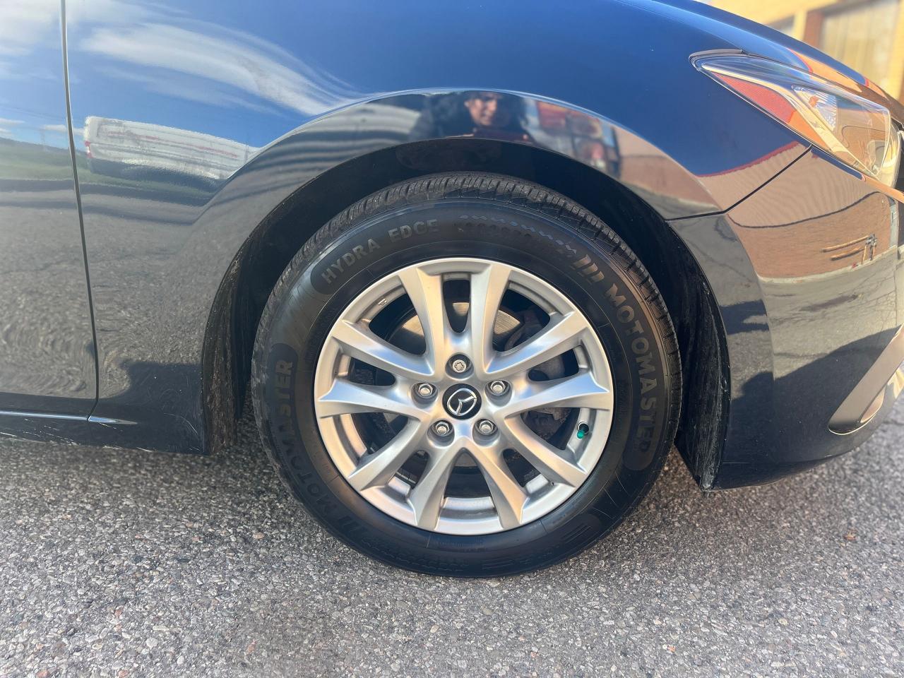 2016 Mazda MAZDA3 4dr Sdn Auto GS Photo