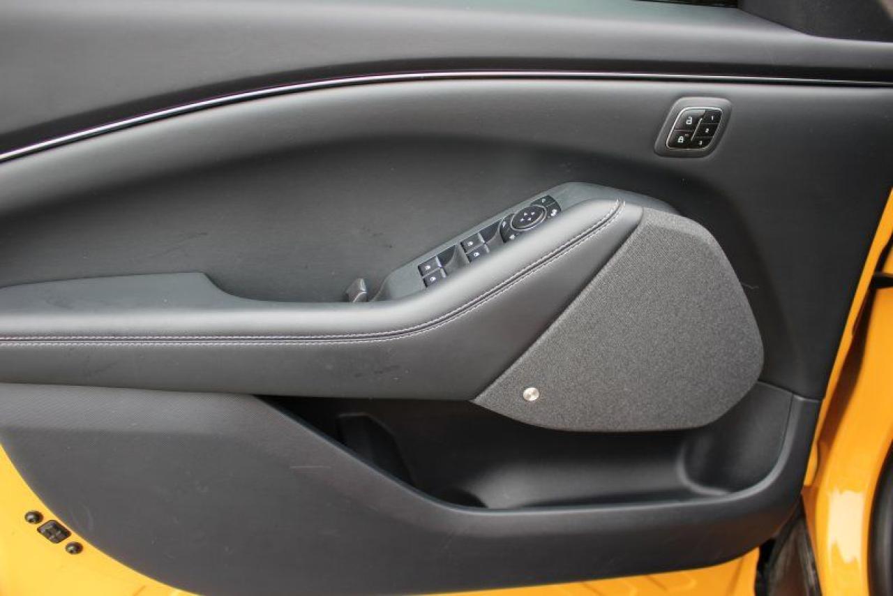 2023 Ford Mustang Mach-E X Premium*Electric*AWD*Heated Leather*Moon Roof*BT - Photo #15