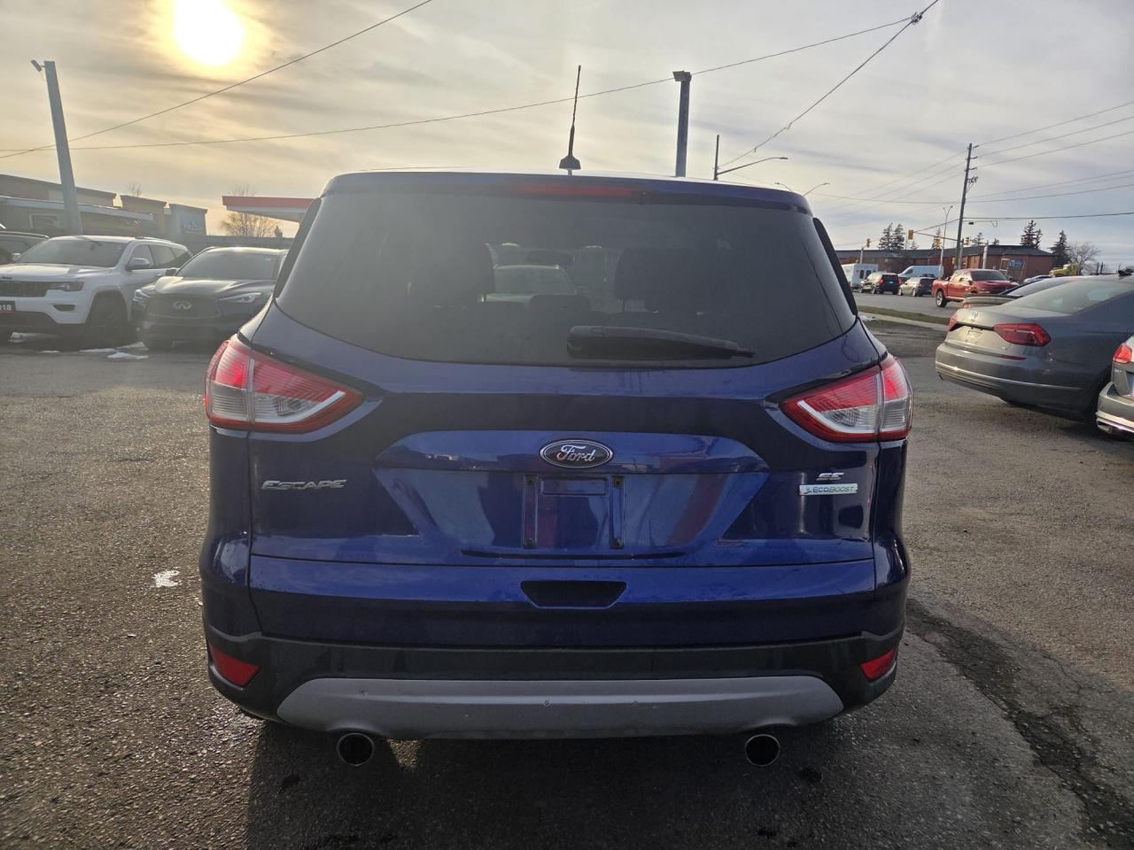 2013 Ford Escape SE, AUTO, 4 CYL, LOW KMS, ONLY 71,000KMS, CERT Photo3