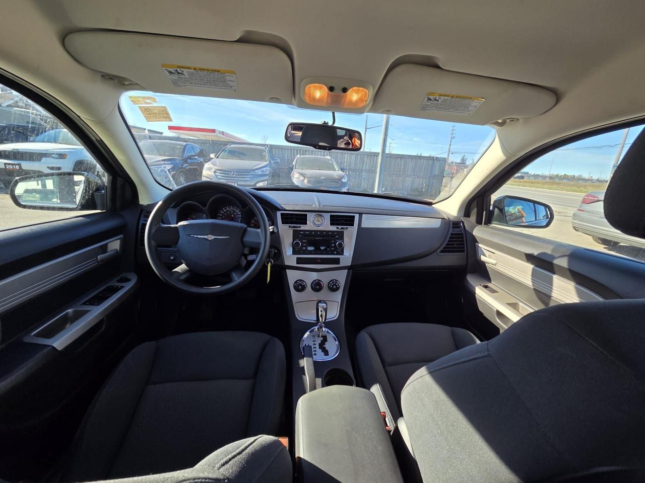 2010 Chrysler Sebring LX, SEDAN, AUTO, 4 CYL, ONLY 26,000KMS, CERTIFIED - Photo #10