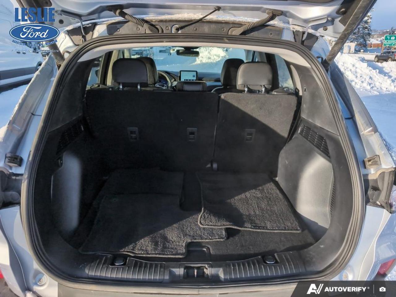 2022 Ford Escape Titanium AWD Photo