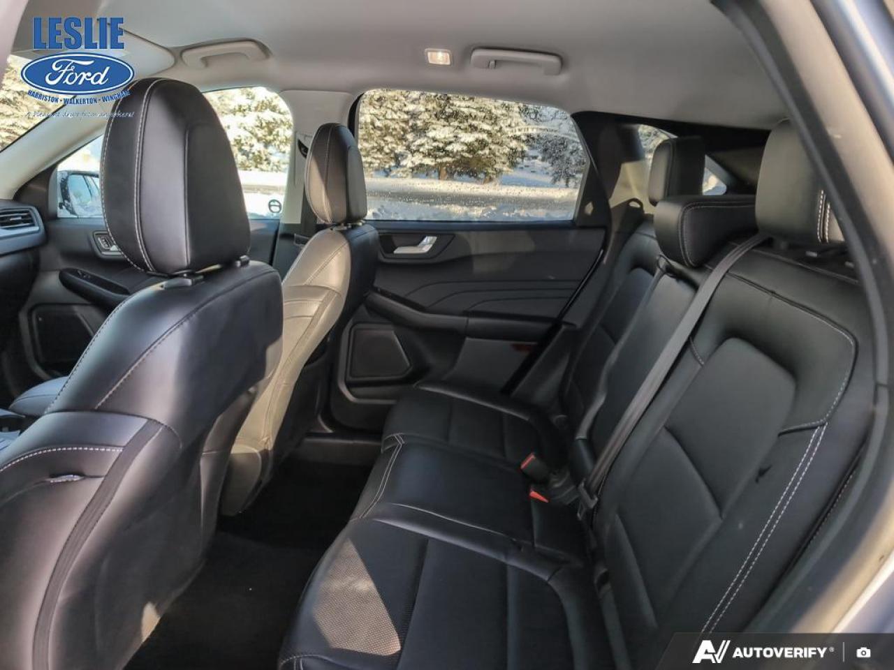 2022 Ford Escape Titanium AWD Photo