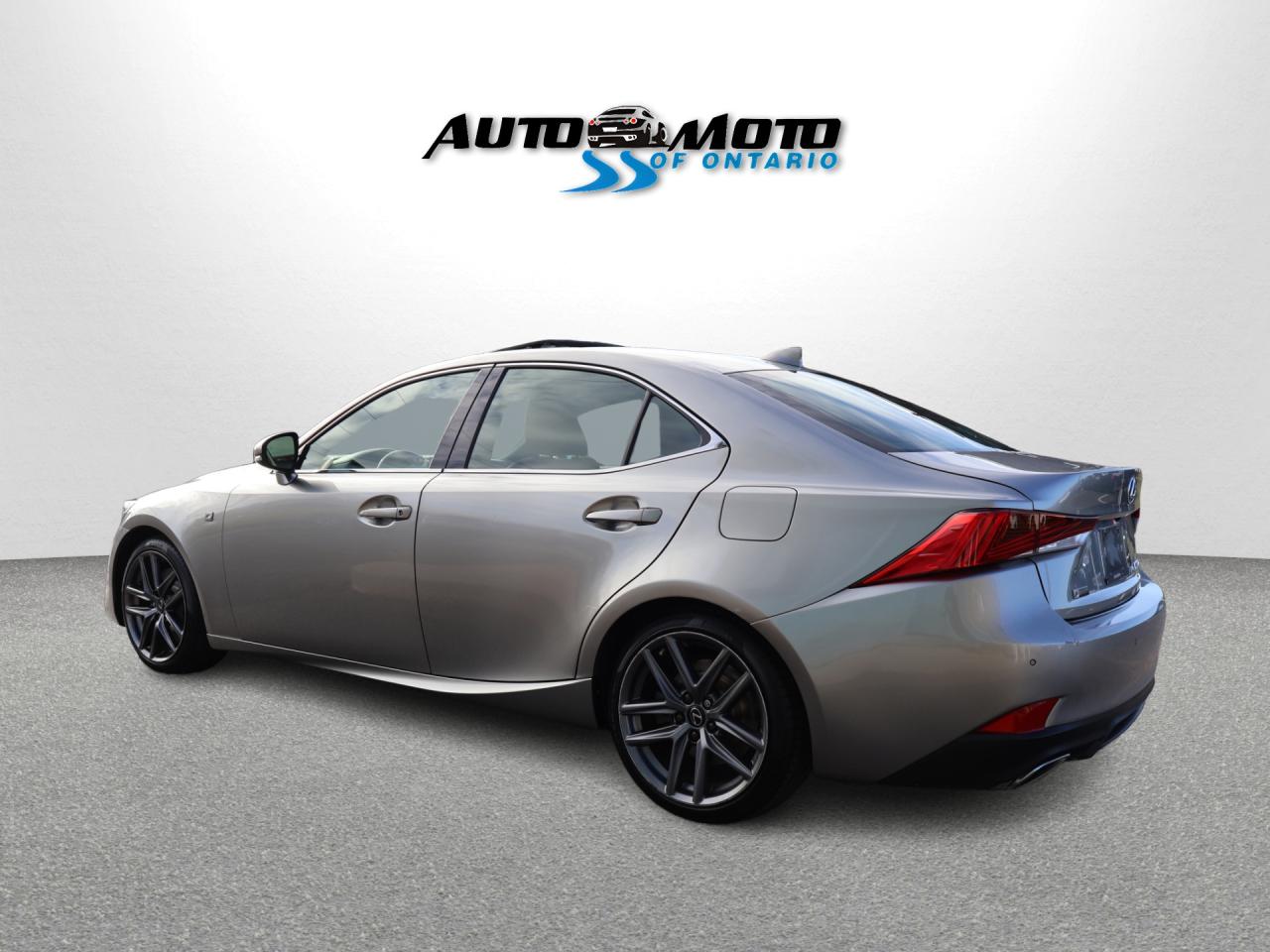 2019 Lexus IS 300 F-SPORT AWD CERTIFIED CAMERA NAV BLUETOOTH LEATHER HEATED SEATS SUNROOF CRUISE ALLOYS - Photo #4