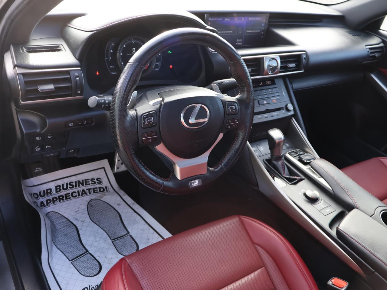 2019 Lexus IS 300 F-SPORT AWD CERTIFIED CAMERA NAV BLUETOOTH LEATHER HEATED SEATS SUNROOF CRUISE ALLOYS - Photo #8