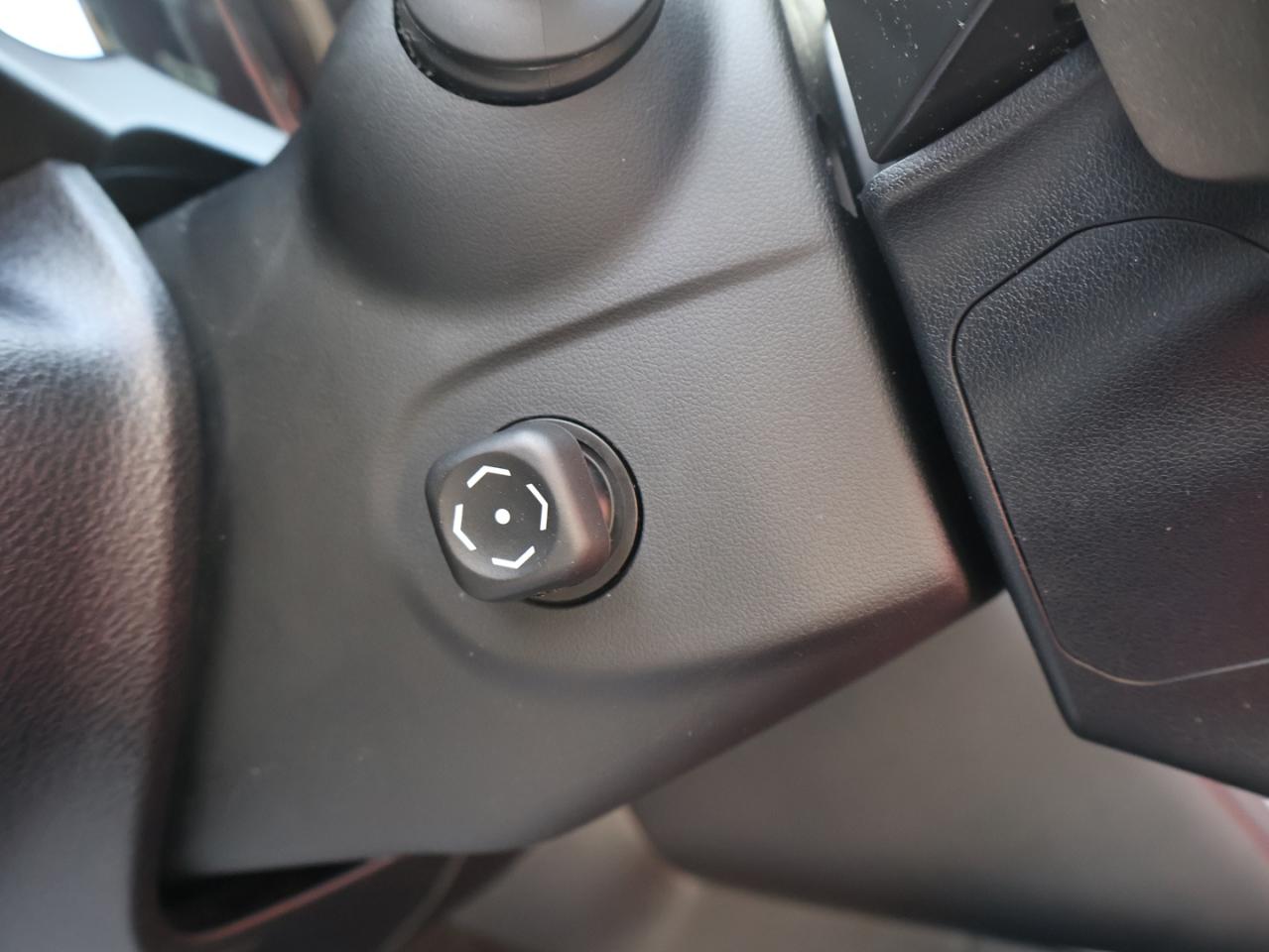 2019 Lexus IS 300 F-SPORT AWD CERTIFIED CAMERA NAV BLUETOOTH LEATHER HEATED SEATS SUNROOF CRUISE ALLOYS - Photo #34