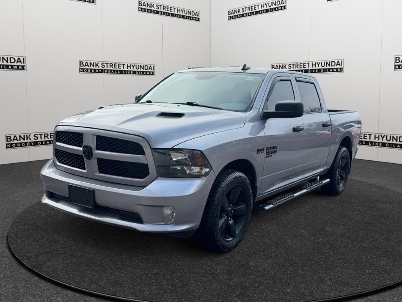 Used 2020 RAM 1500 Classic Express 4x4 Crew Cab 5'7 Box for sale in Ottawa, ON