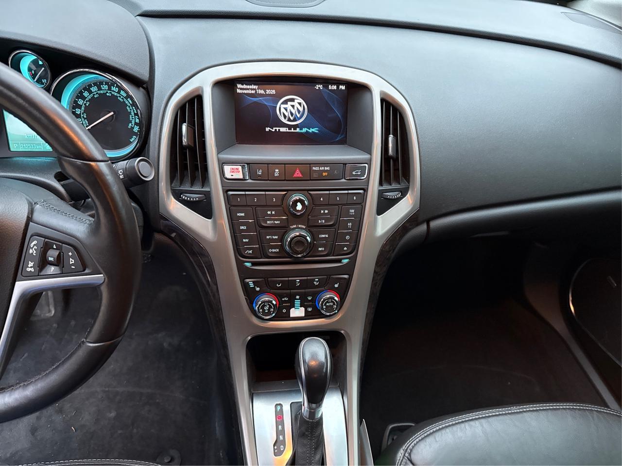 2015 Buick Verano Leather - Photo #11
