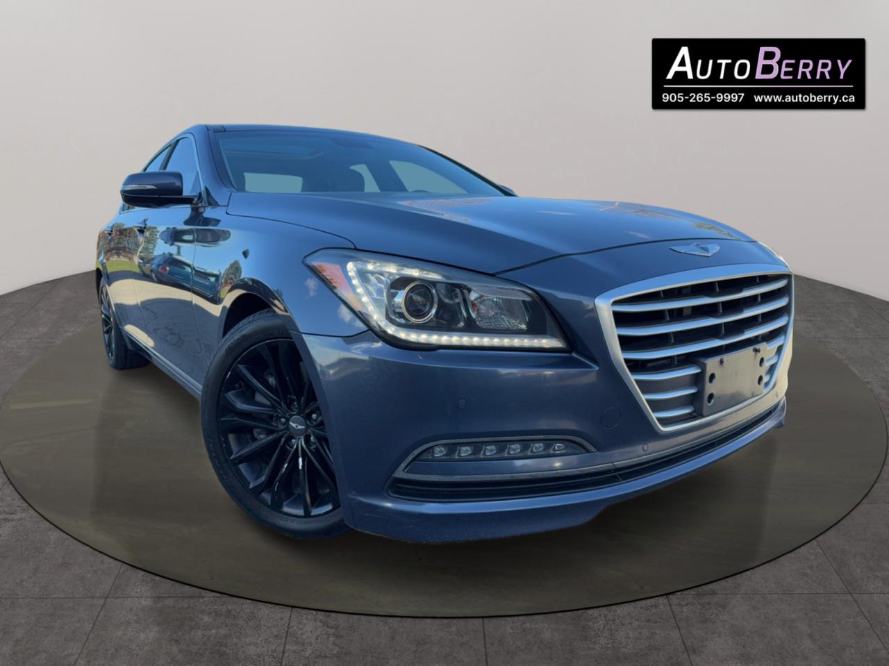 Used 2015 Hyundai Genesis 4dr Sdn Luxury for sale in Woodbridge, ON