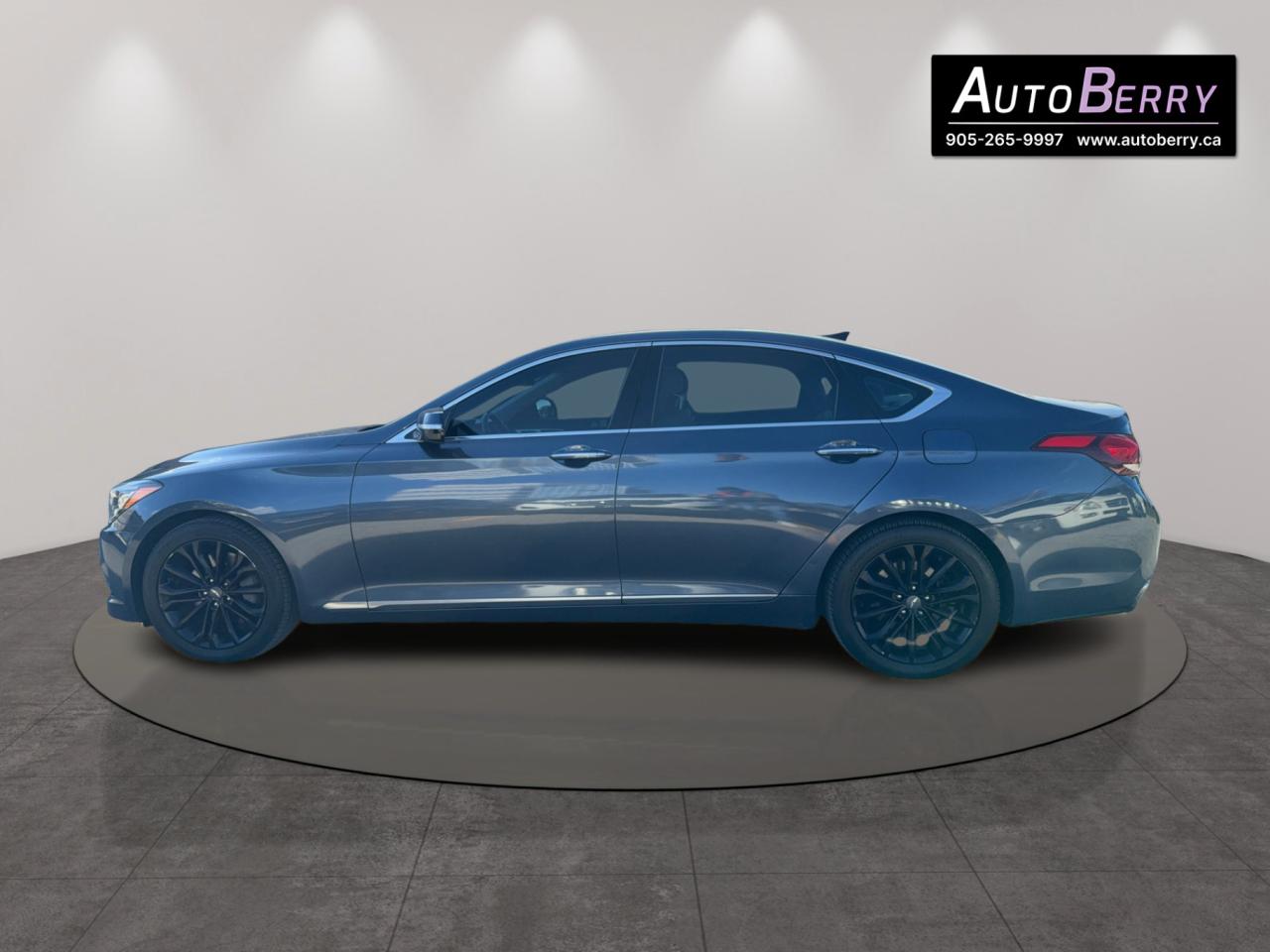 2015 Hyundai Genesis 4dr Sdn Luxury Photo4