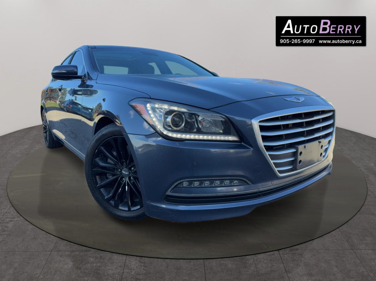 Used 2015 Hyundai Genesis 4dr Sdn Luxury for sale in Woodbridge, ON