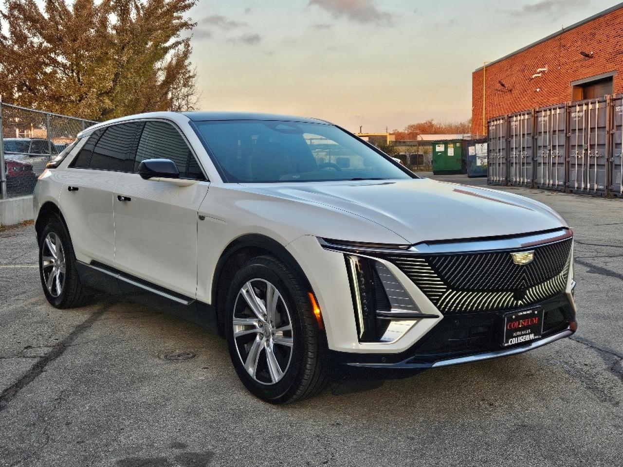 2024 Cadillac LYRIQ TECH-ELECTRIC-500KM RANGE-1 OWNER-CLEAN CARFAX Photo