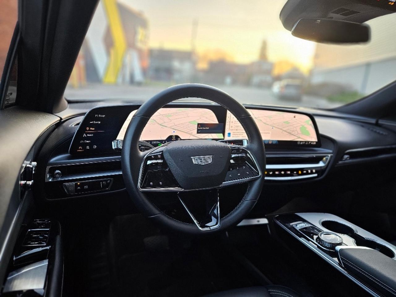 2024 Cadillac LYRIQ TECH-ELECTRIC-500KM RANGE-1 OWNER-CLEAN CARFAX Photo
