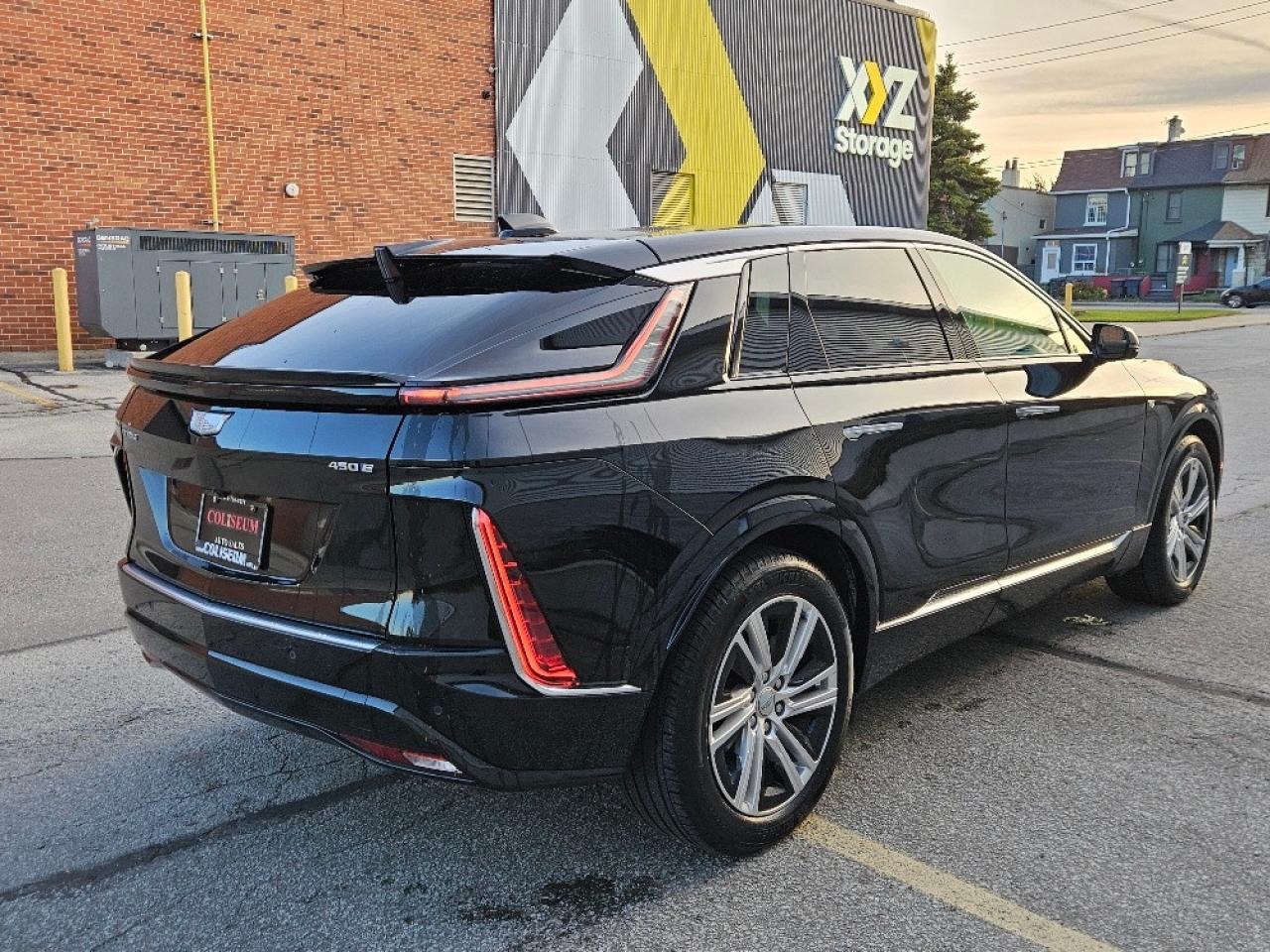 2024 Cadillac LYRIQ ELECTRIC-500KM RANGE-LEATHER-PANO ROOF Photo4