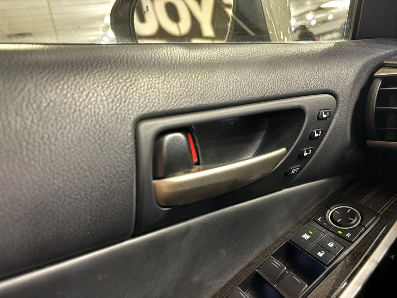 2017 Lexus IS 300 4dr Sdn AWD Photo