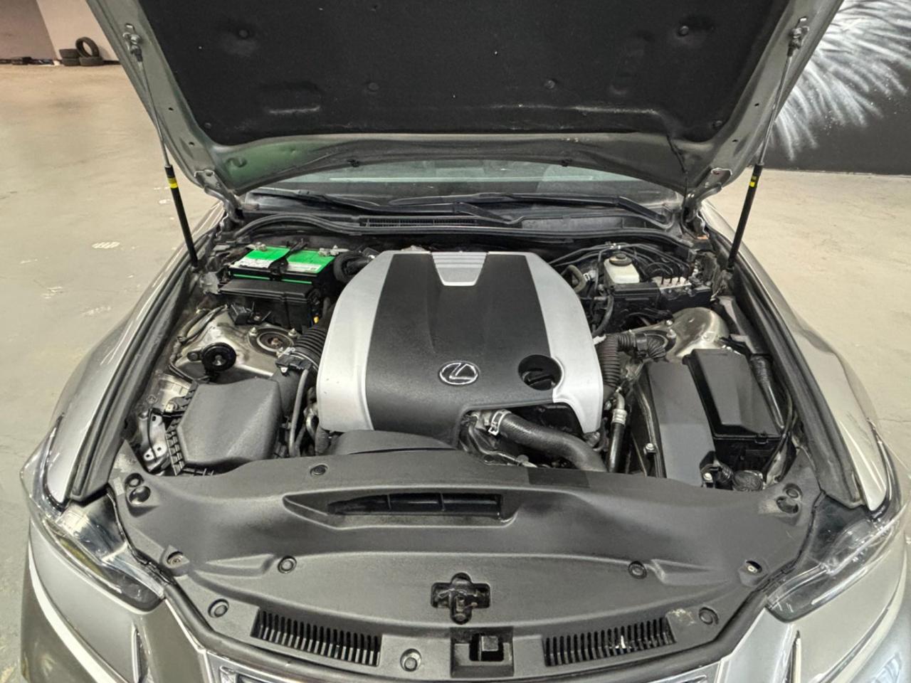 2017 Lexus IS 300 4dr Sdn AWD Photo