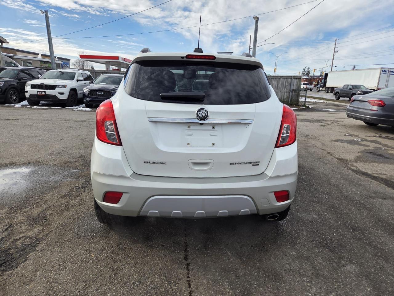 2015 Buick Encore Leather, AWD, WELL MAINTAINED, CERTIFIED Photo3