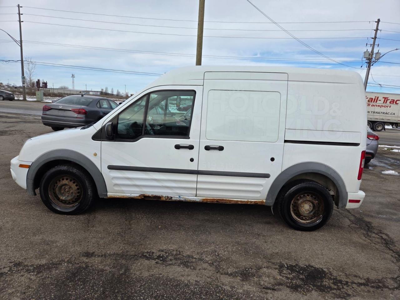 2012 Ford Transit Connect XLT, RUNS AND DRIVES GREAT, AS IS - Photo #2