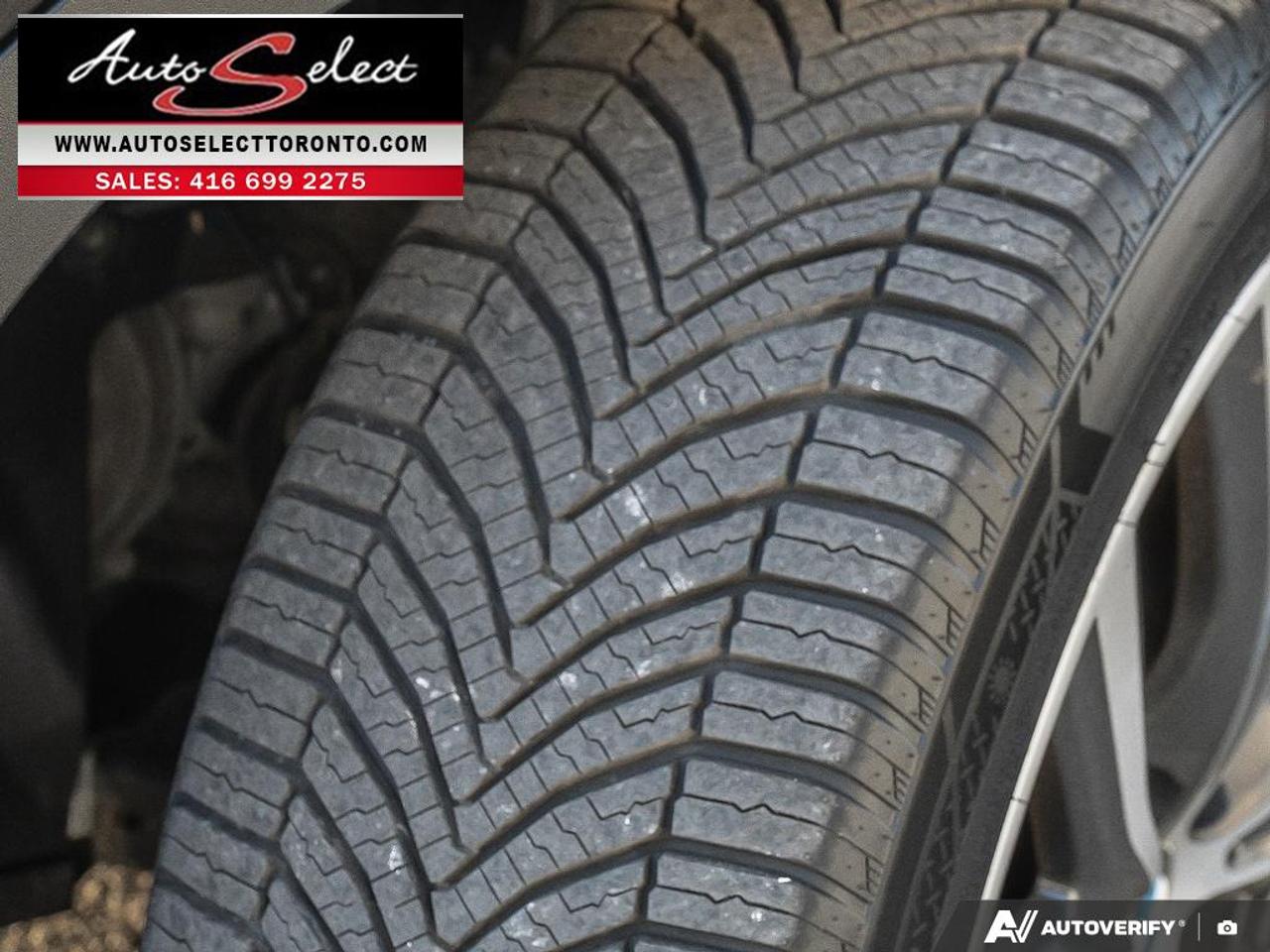 2020 BMW X2 xDrive28i AWD - Apple Carplay - Pan Sunroof - Clean Carfax Photo