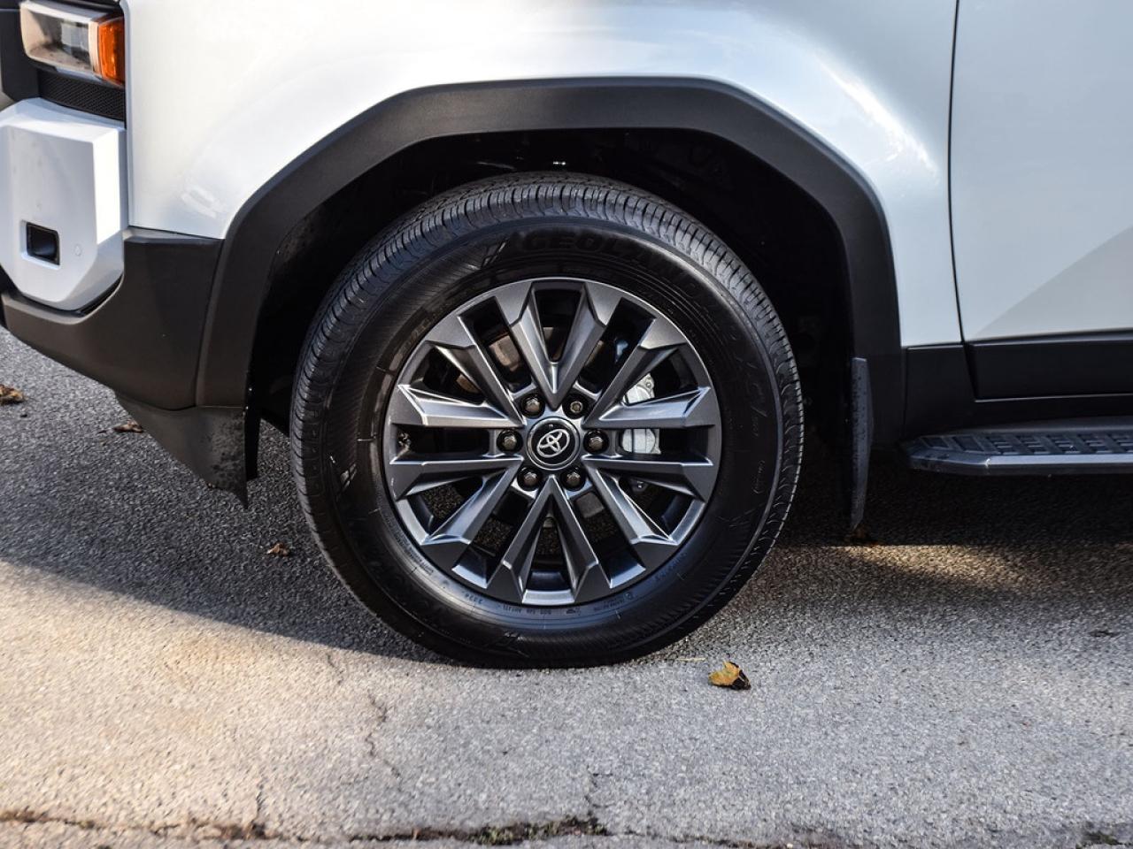 2025 Toyota Land Cruiser |PREMIUM|ROOF|LEATHER|HUD|JBL|12.3TOUCH|20S| Photo4