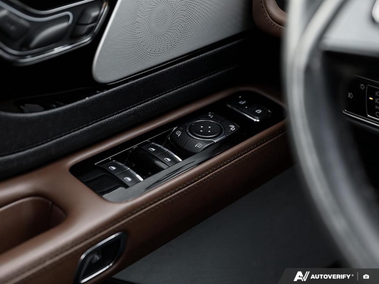 2023 Lincoln Aviator Reserve 201A | ELEMENTS PACKAGE PLUS | ILLUMINATION PACKAG Photo