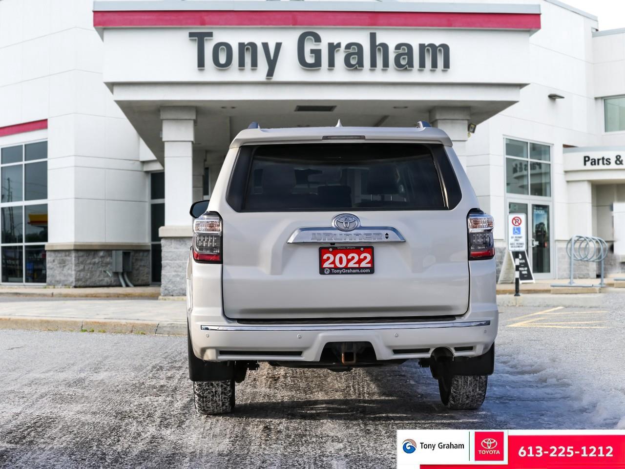 2022 Toyota 4Runner Limited Photo3