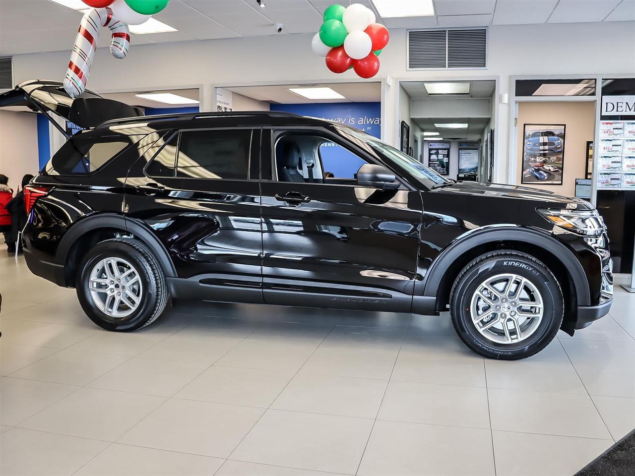 2026 Ford Explorer Active Photo