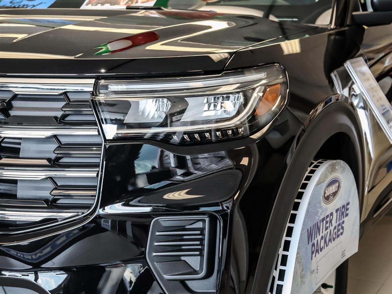 2026 Ford Explorer Active Photo