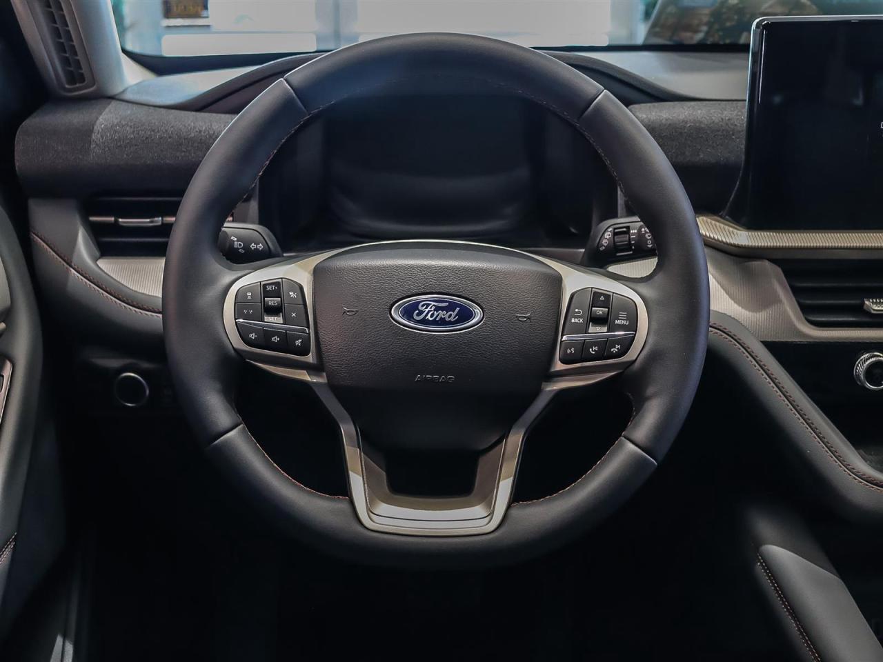 2026 Ford Explorer Active Photo