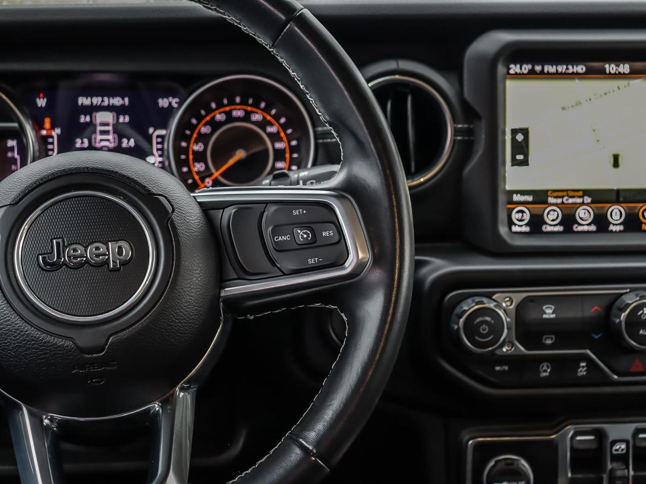 2022 Jeep Wrangler Unlimited Sahara | Navigation | Leather | Garage Door opener | Photo